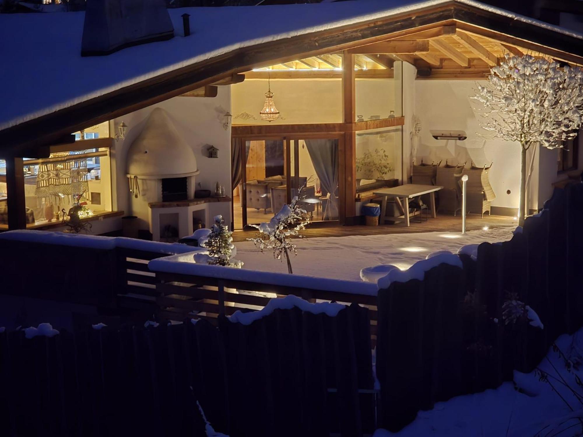 Chaletserlesblicktirol Mieders Exteriör bild