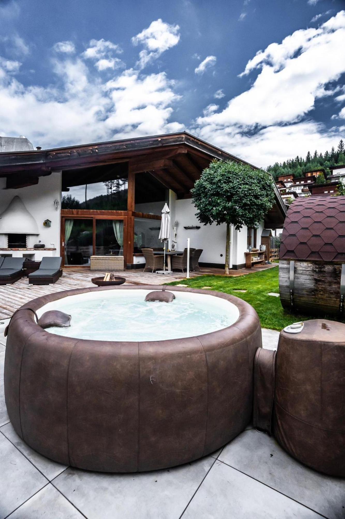 Chaletserlesblicktirol Mieders Exteriör bild