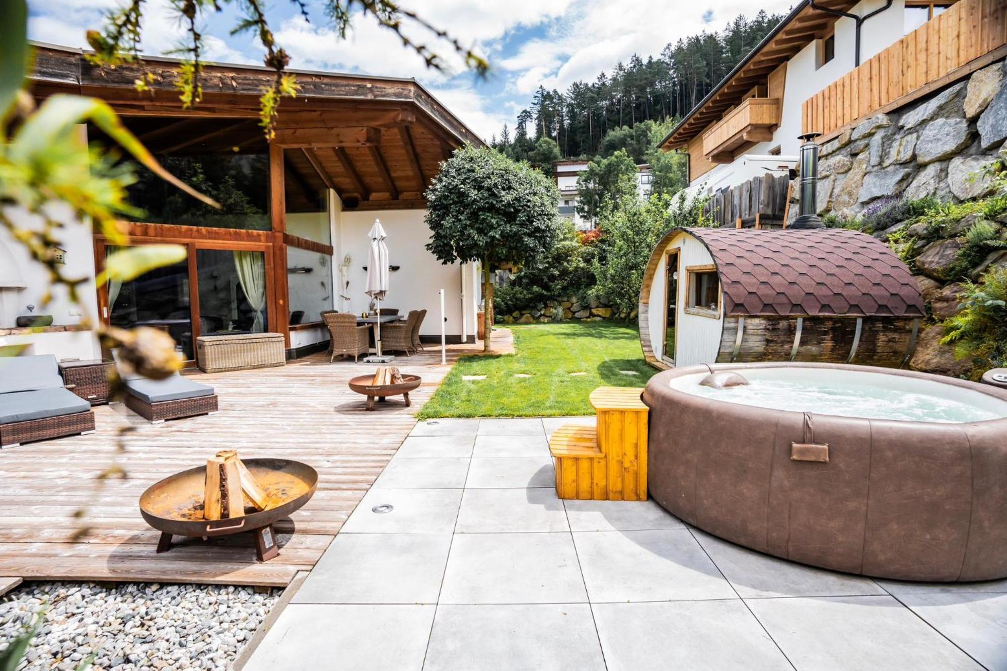 Chaletserlesblicktirol Mieders Exteriör bild
